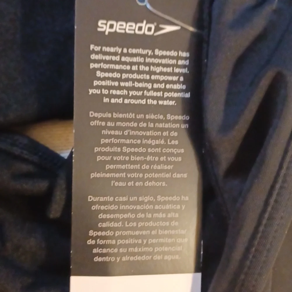 Speedo Women's Powerflex Eco Black Boyshort. Size L - Picture 14 of 14
